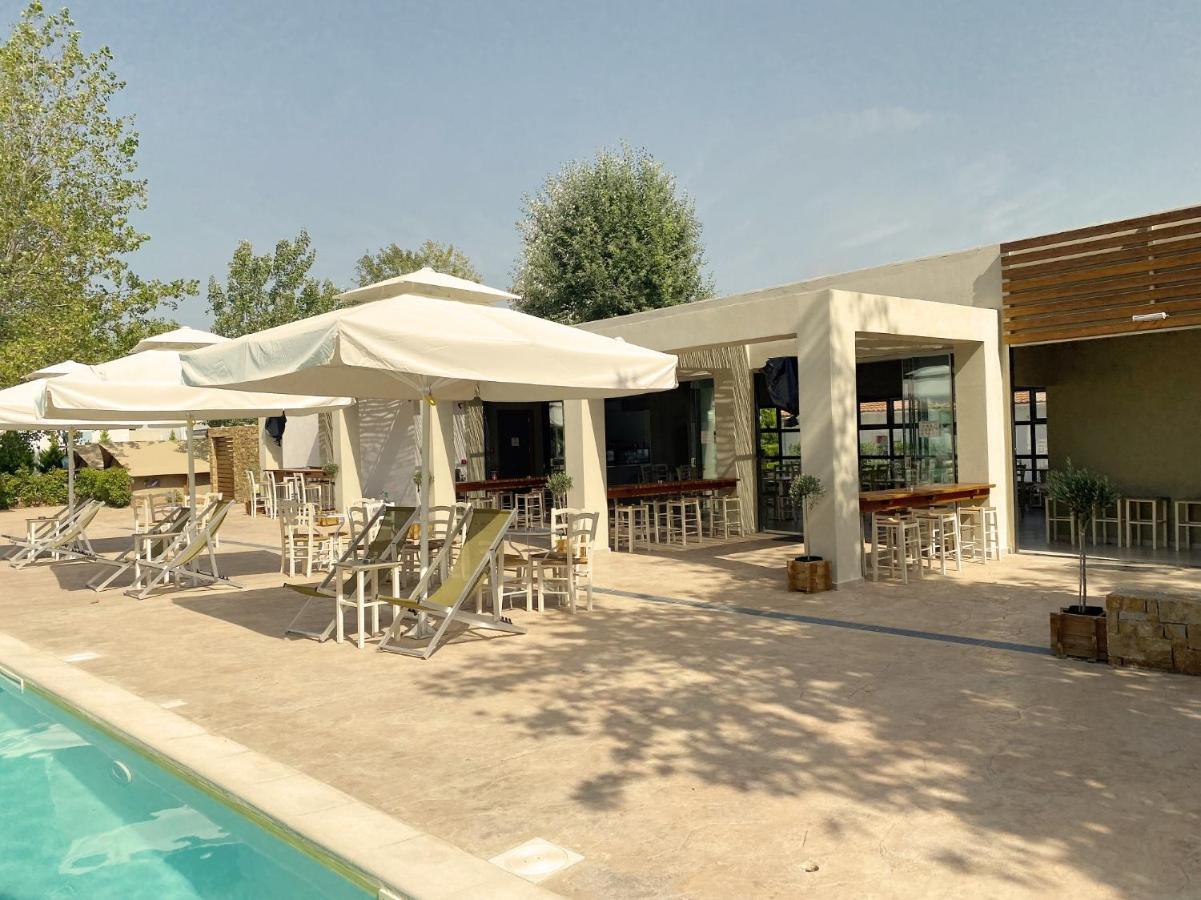Mareleon Camping Ofrinion Bagian luar foto