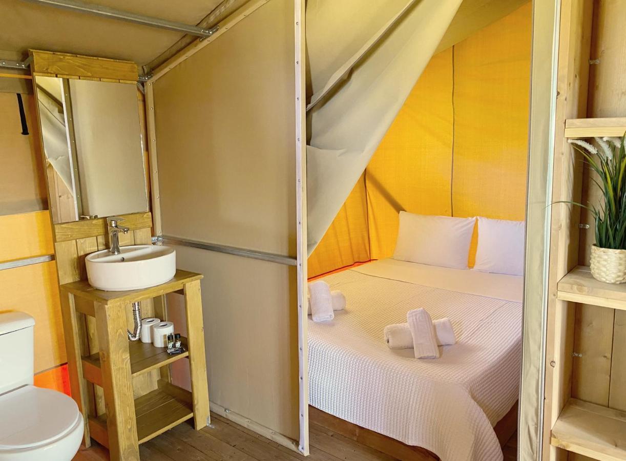 Mareleon Camping Ofrinion Bagian luar foto