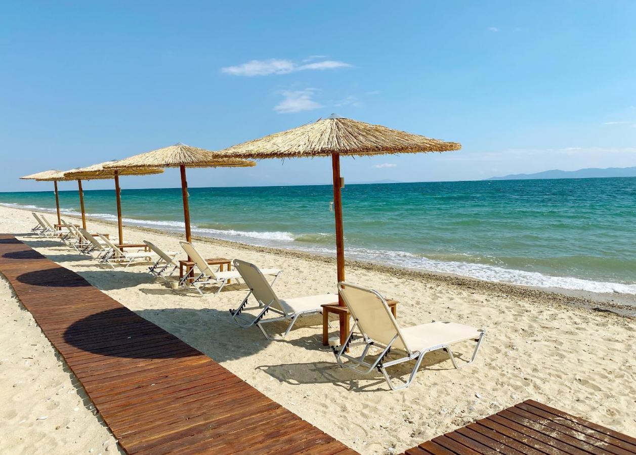 Mareleon Camping Ofrinion Bagian luar foto